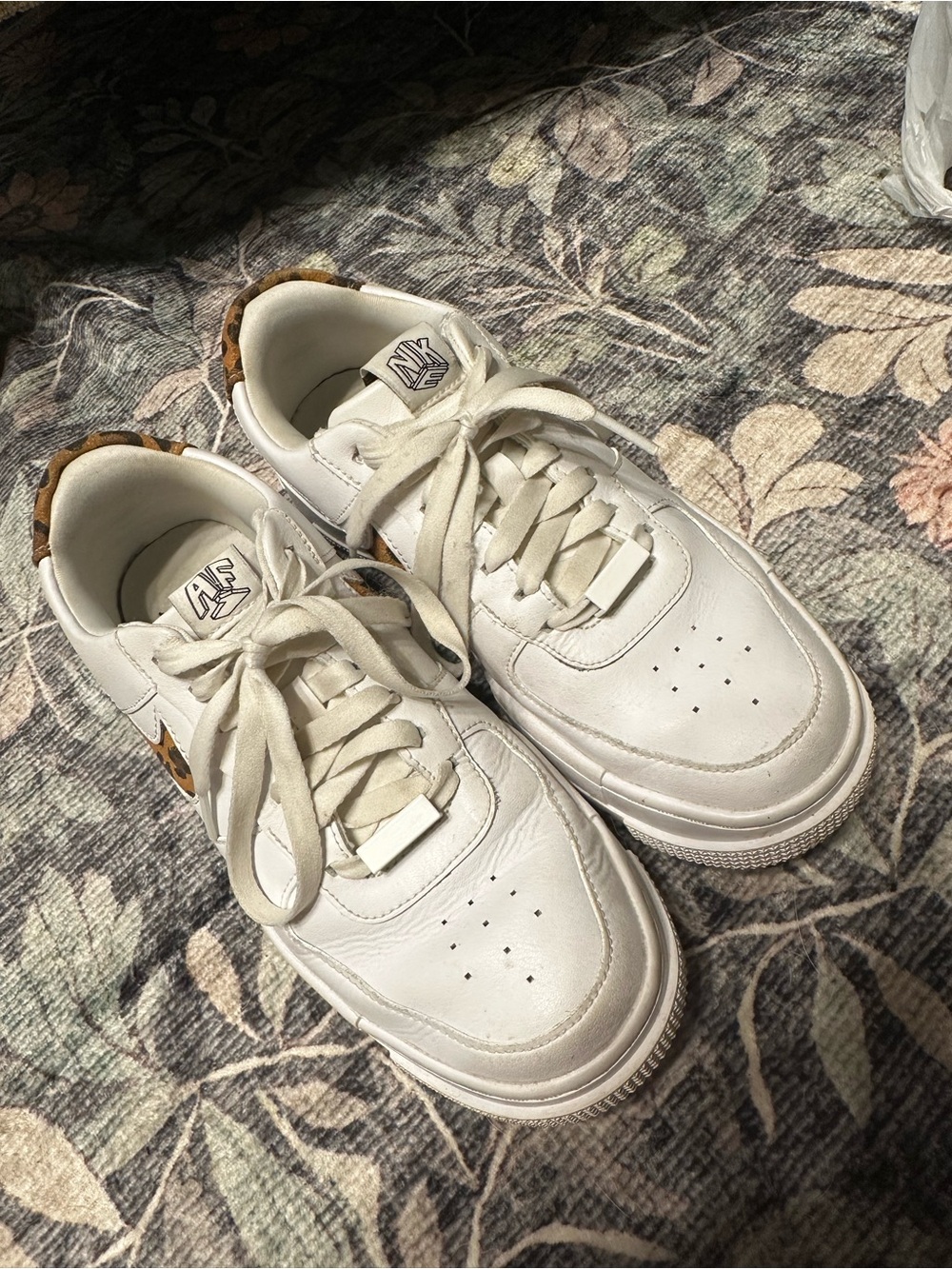 Nike White Sneakers with Leopard Swoosh and Heel Accent airforce - Picture 5 of 8